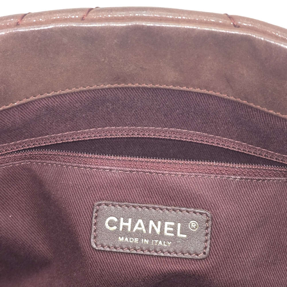 Chanel Surpique CC Charm Tote Iridescent Calfskin Bag Suede - Picture 9 of 17
